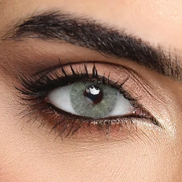 Rosa-Belle-lenses-emerald-green-1